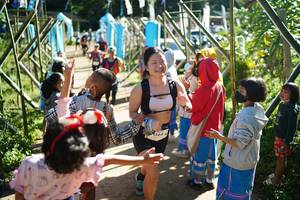 BIB: 1364
                            <button type="button" onclick="openModal(19076271)" class="btn btn-primary btn-sm float-right btn-popup" data-toggle="modal" data-target=".modal-high-quality">
                        <i class="fas fa-shopping-cart"></i> Add to Cart
                    </button>
                                            <button type="button" onclick="isThisMe(19076271, true)" class="btn btn-success btn-sm float-right btn-popup btn-isme hidden" data-toggle="tooltip" data-placement="bottom" title="นี่คือรูปของคุณใช่ไหม คลิกที่นี่เพื่อเอาเข้าอัลบั้ม">
                        <i class="fas fa-plus"></i> Add to album
                    </button>
                    <button type="button" onclick="isThisMe(19076271, false)" class="btn btn-warning btn-sm float-right btn-popup btn-isnotme hidden">
                        <i class="fas fa-ban"></i> Remove from album
                    </button>